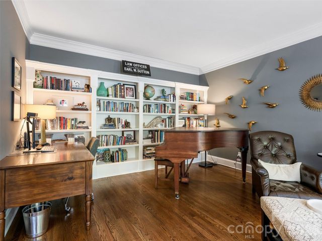 5833 Summerston Place, Charlotte, NC 28277