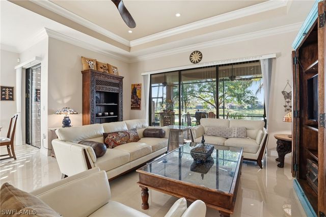 13843 Luna DR, Naples, FL 34109