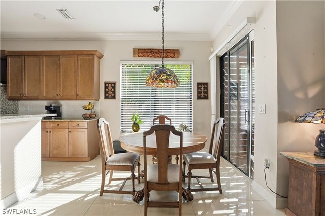 13843 Luna DR, Naples, FL 34109