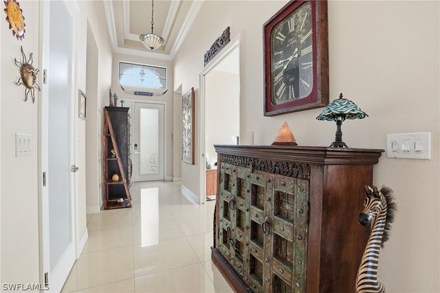 13843 Luna DR, Naples, FL 34109