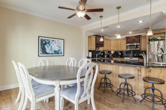 8520 Gulf Blvd 5, Navarre Beach, FL 32566