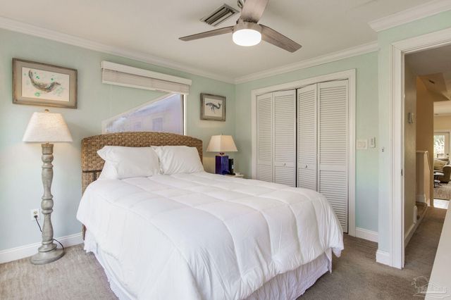 8520 Gulf Blvd 5, Navarre Beach, FL 32566