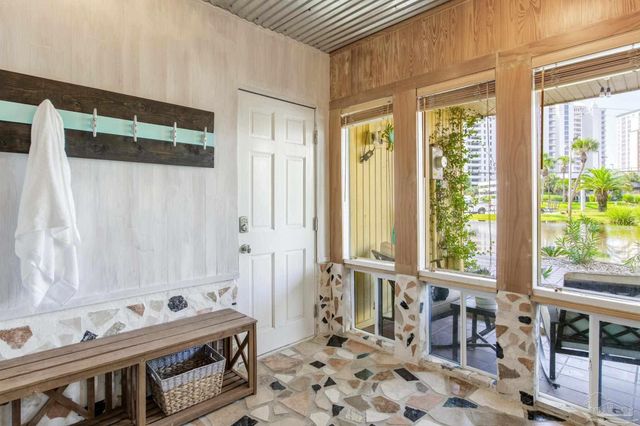 8520 Gulf Blvd 5, Navarre Beach, FL 32566