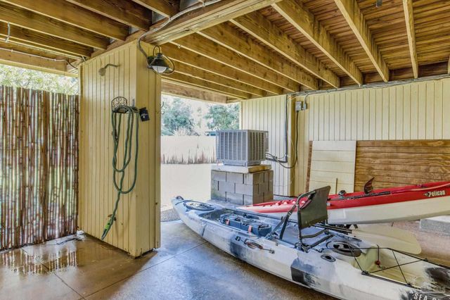 8520 Gulf Blvd 5, Navarre Beach, FL 32566