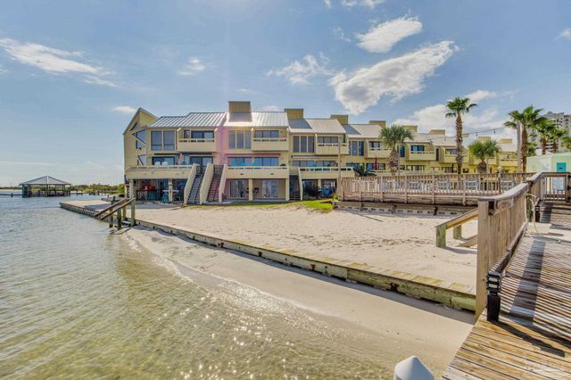 8520 Gulf Blvd 5, Navarre Beach, FL 32566