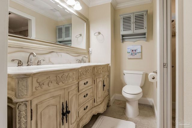 8520 Gulf Blvd 5, Navarre Beach, FL 32566