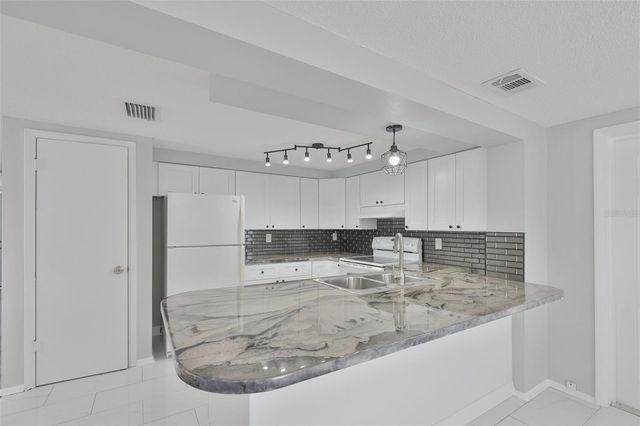 5637 GOLDEN NUGGET DRIVE, Holiday, FL 34690