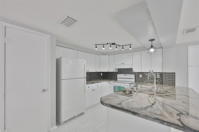 5637 GOLDEN NUGGET DRIVE, Holiday, FL 34690