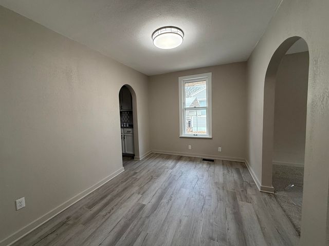 731 S Belmont St, Wichita, KS 67218