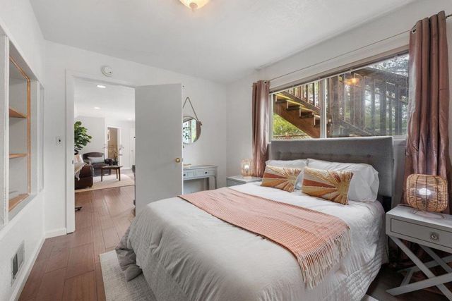 1125 Rainier Avenue, Pacifica, CA 94044
