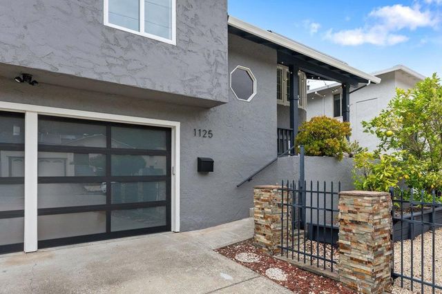 1125 Rainier Avenue, Pacifica, CA 94044