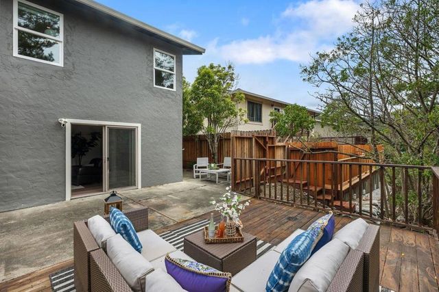 1125 Rainier Avenue, Pacifica, CA 94044