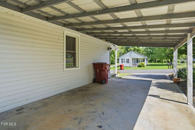 1229 Meadowview Avenue, Johnson City, TN 37601