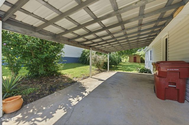 1229 Meadowview Avenue, Johnson City, TN 37601