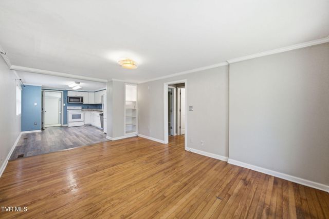 1229 Meadowview Avenue, Johnson City, TN 37601