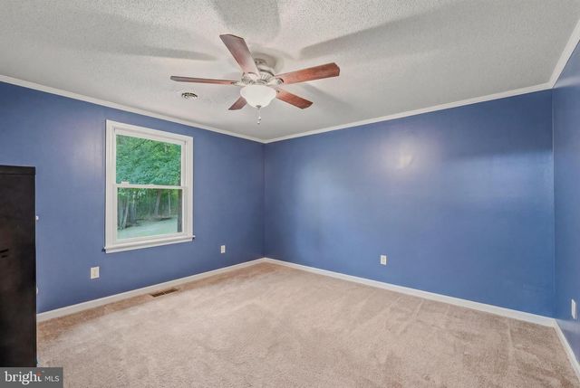 74 KEY ACRES DR, Berkeley Springs, WV 25411