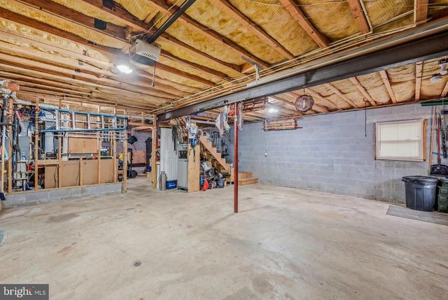 74 KEY ACRES DR, Berkeley Springs, WV 25411