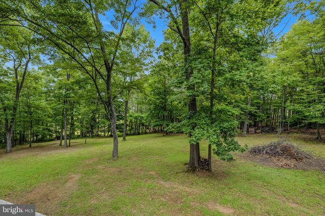 74 KEY ACRES DR, Berkeley Springs, WV 25411