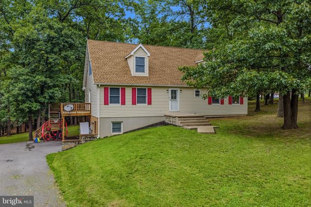 74 KEY ACRES DR, Berkeley Springs, WV 25411