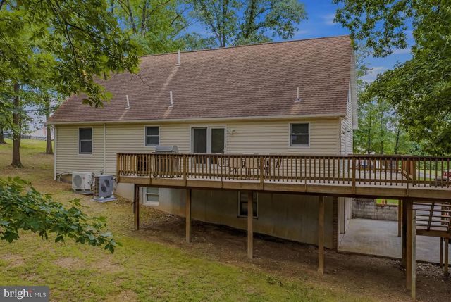 74 KEY ACRES DR, Berkeley Springs, WV 25411