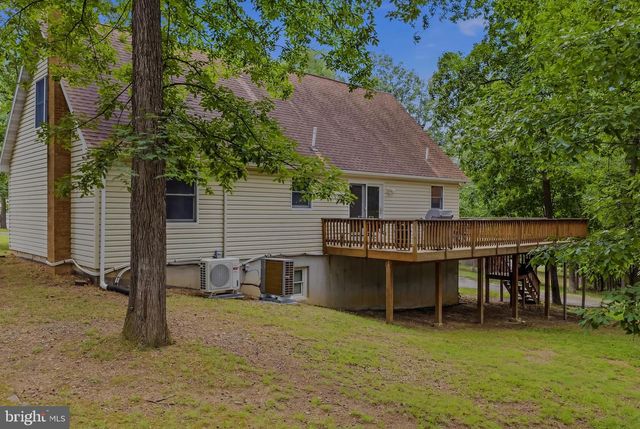 74 KEY ACRES DR, Berkeley Springs, WV 25411