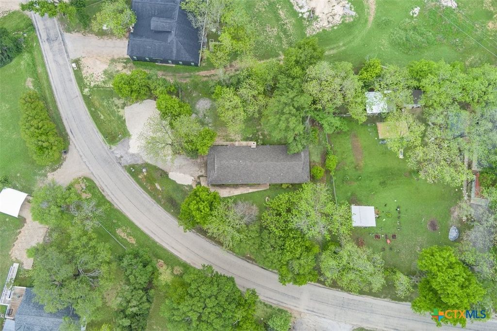 Image 29 of property listing at 4912 S Pea Ridge Road, Temple, TX 76502