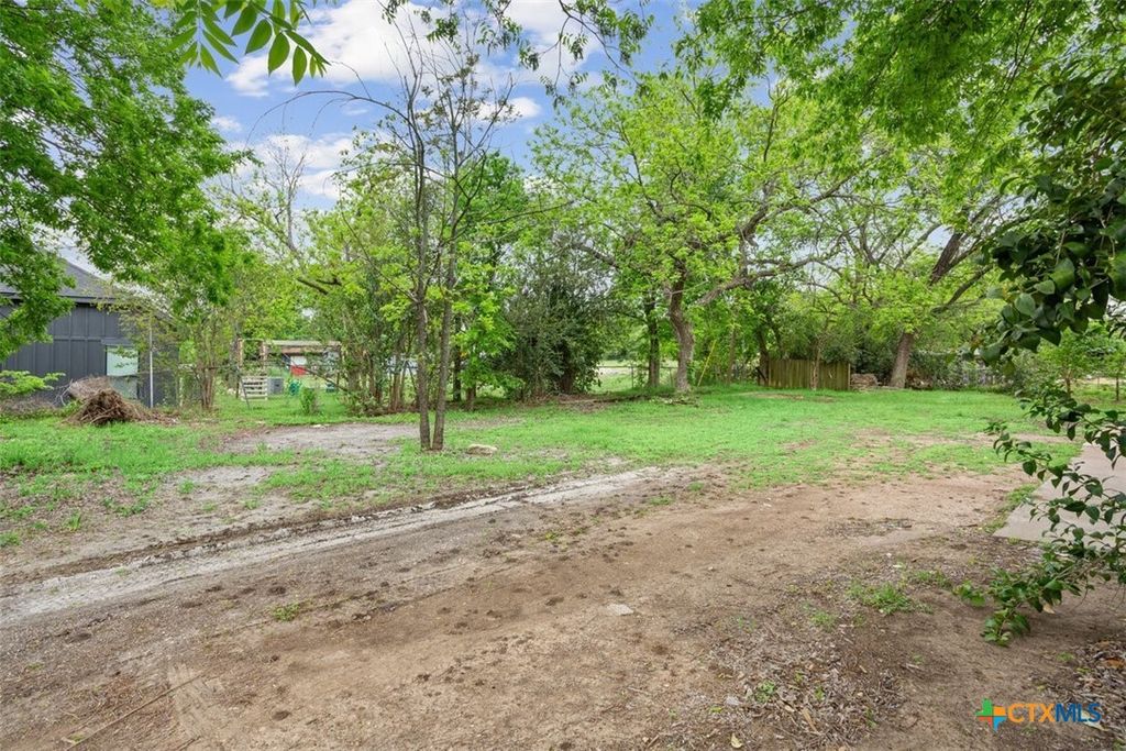 Image 34 of property listing at 4912 S Pea Ridge Road, Temple, TX 76502