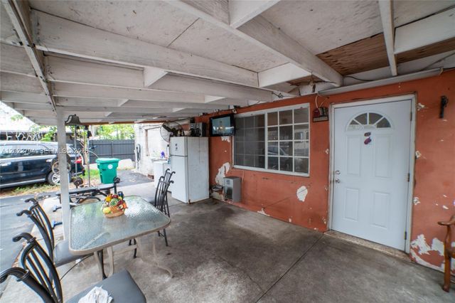 3401 NW 15th St, Miami, FL 33125