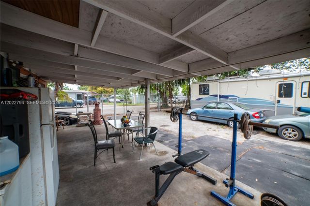 3401 NW 15th St, Miami, FL 33125
