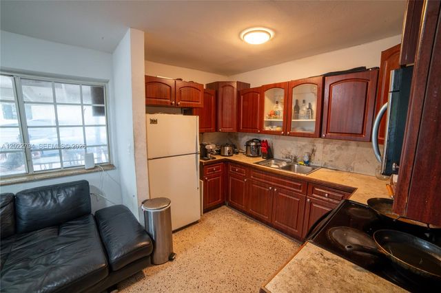 3401 NW 15th St, Miami, FL 33125