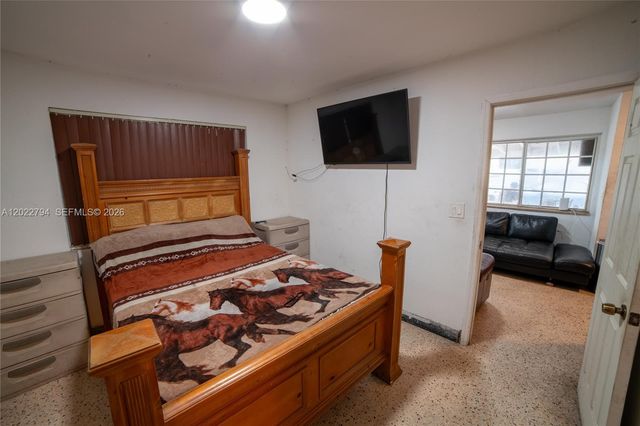 3401 NW 15th St, Miami, FL 33125