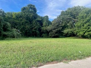 402 Martin Luther King Jr Boulevard, Lexington, NC 27292