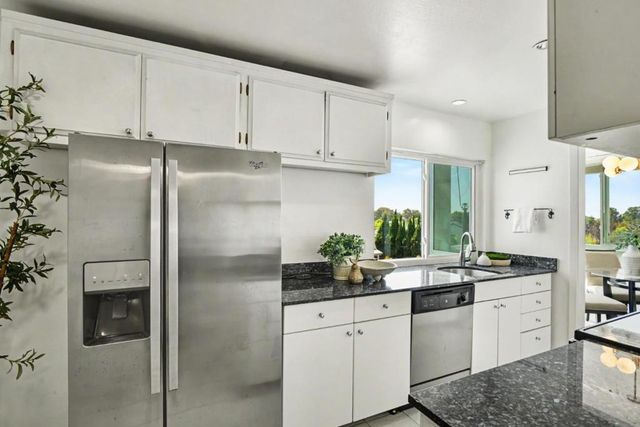 1041 Shell Boulevard 11, Foster City, CA 94404