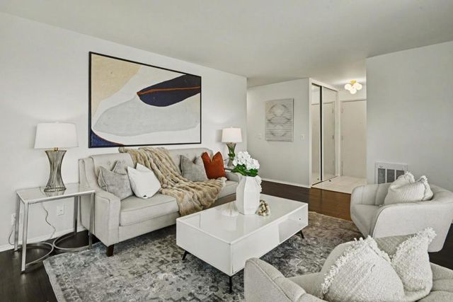 1041 Shell Boulevard 11, Foster City, CA 94404