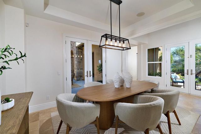 3221 CORTE TAMARINDO, Carlsbad, CA 92009