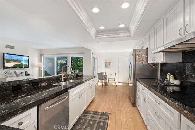 10 Rue Grand Vallee, Newport Beach, CA 92660