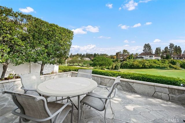 10 Rue Grand Vallee, Newport Beach, CA 92660