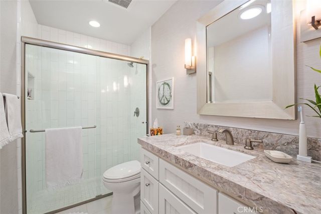 10 Rue Grand Vallee, Newport Beach, CA 92660