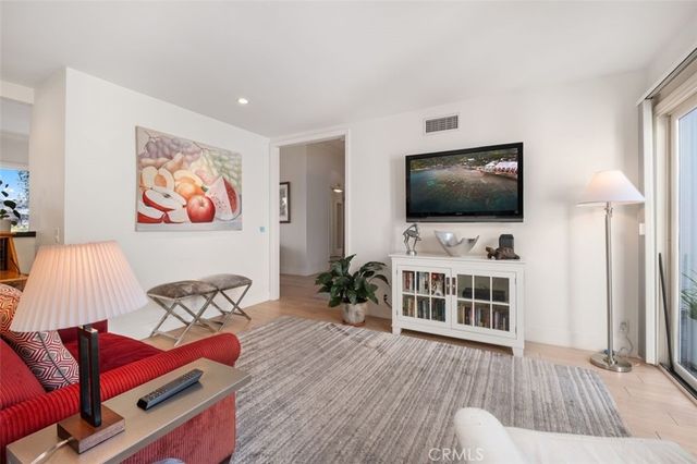 10 Rue Grand Vallee, Newport Beach, CA 92660