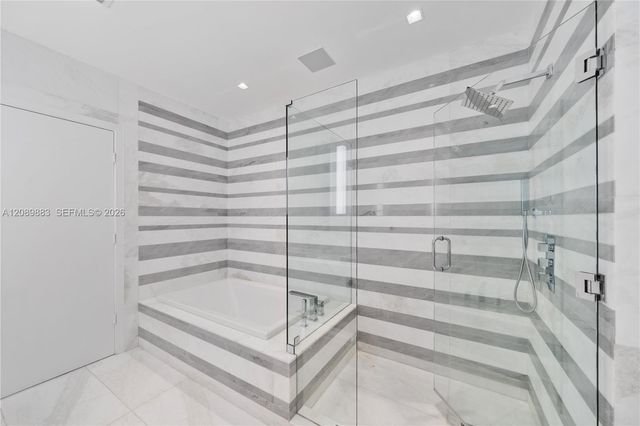 801 S Pointe Drive PH 2, Miami Beach, FL 33139