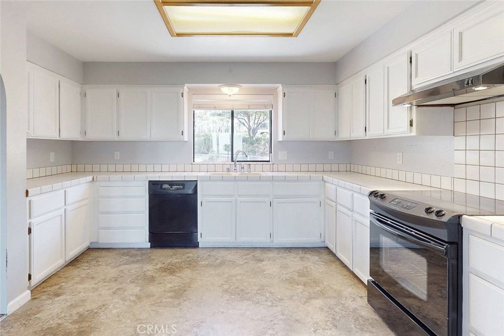 Image 9 of property listing at 42 Greenbrier, Oroville, CA 95966