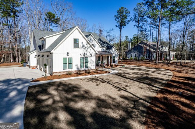 1090 Loch Lomond Drive, Greensboro, GA 30642
