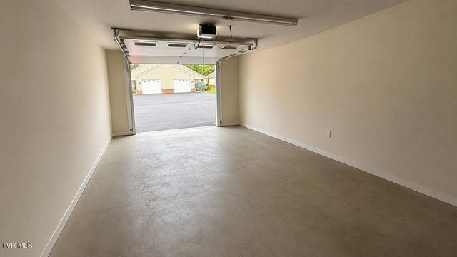 1413 Lodge Pine Walk 1413, Kingsport, TN 37660
