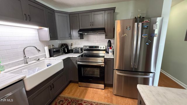 1413 Lodge Pine Walk 1413, Kingsport, TN 37660