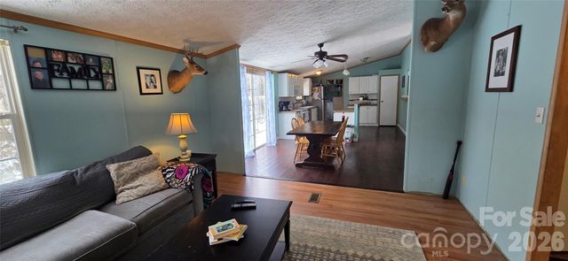 85 Vance Avenue, Black Mountain, NC 28711