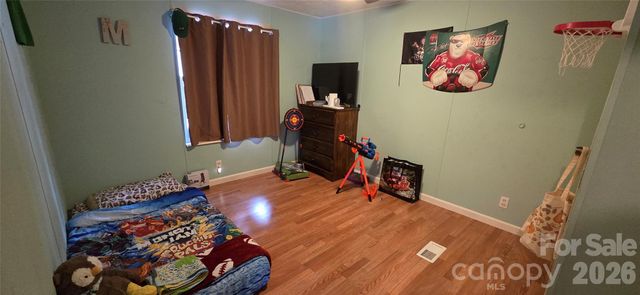 85 Vance Avenue, Black Mountain, NC 28711