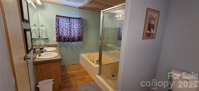 85 Vance Avenue, Black Mountain, NC 28711