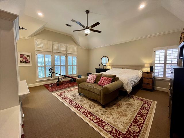 27 Lana Lane A, Houston, TX 77027