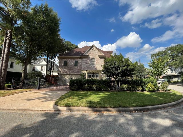 27 Lana Lane A, Houston, TX 77027