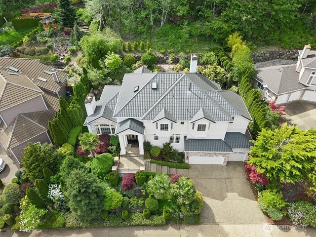 6063 156th Place SE, Bellevue, WA 98006
